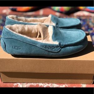 UGG Ansley Slippers New in Box! Turquoise size 8